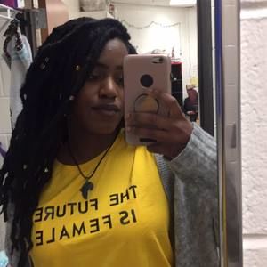 Meet your Posher, Alexis